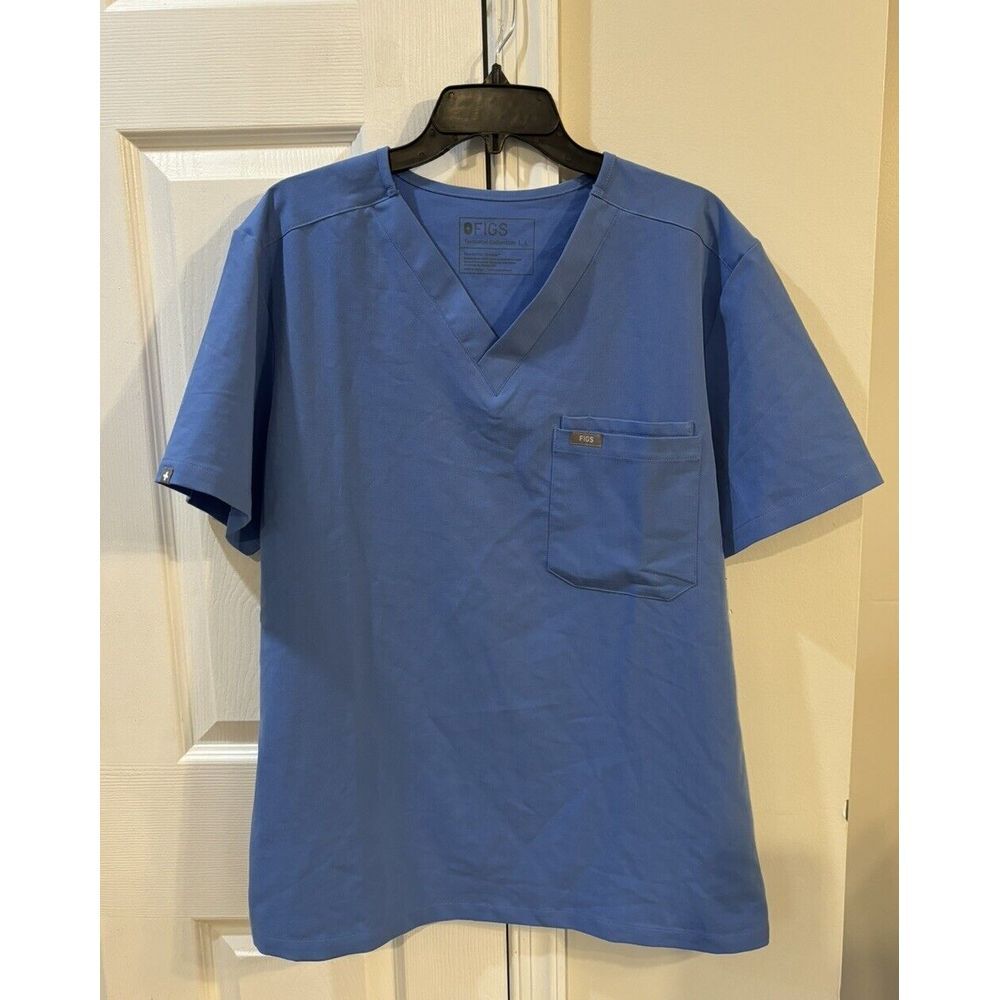 Figs Technical Collection Men's Scrub Top Sz L Blue 2 Pocket FM1500 Po 1616 - Picture 1 of 8